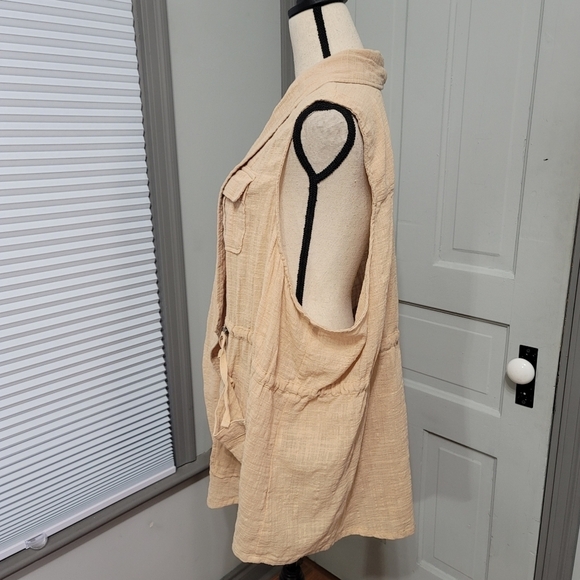 Torrid Gauze Drape Front Vest - Picture 6 of 10